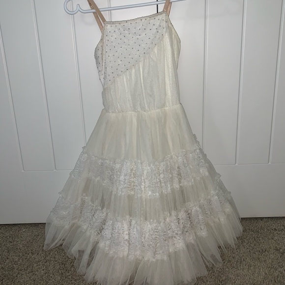 Dance Costume - Picture 1 of 2